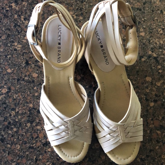 Lucky Brand Noxa Heeled Sandals - Picture 3 of 7